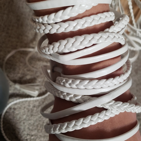 Heels - Picture 2 of 3